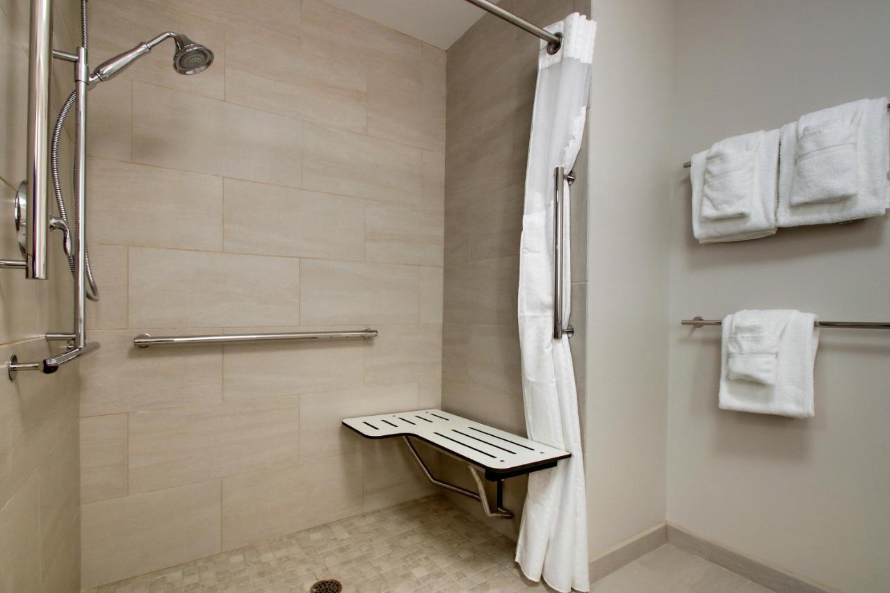 Holiday Inn Express & Suites - Elizabethtown North By Ihg Extérieur photo